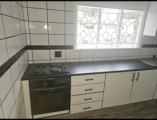 3 BEDROOM HOUSE FOR SALE IN VANDERBIJLPARK CW 2